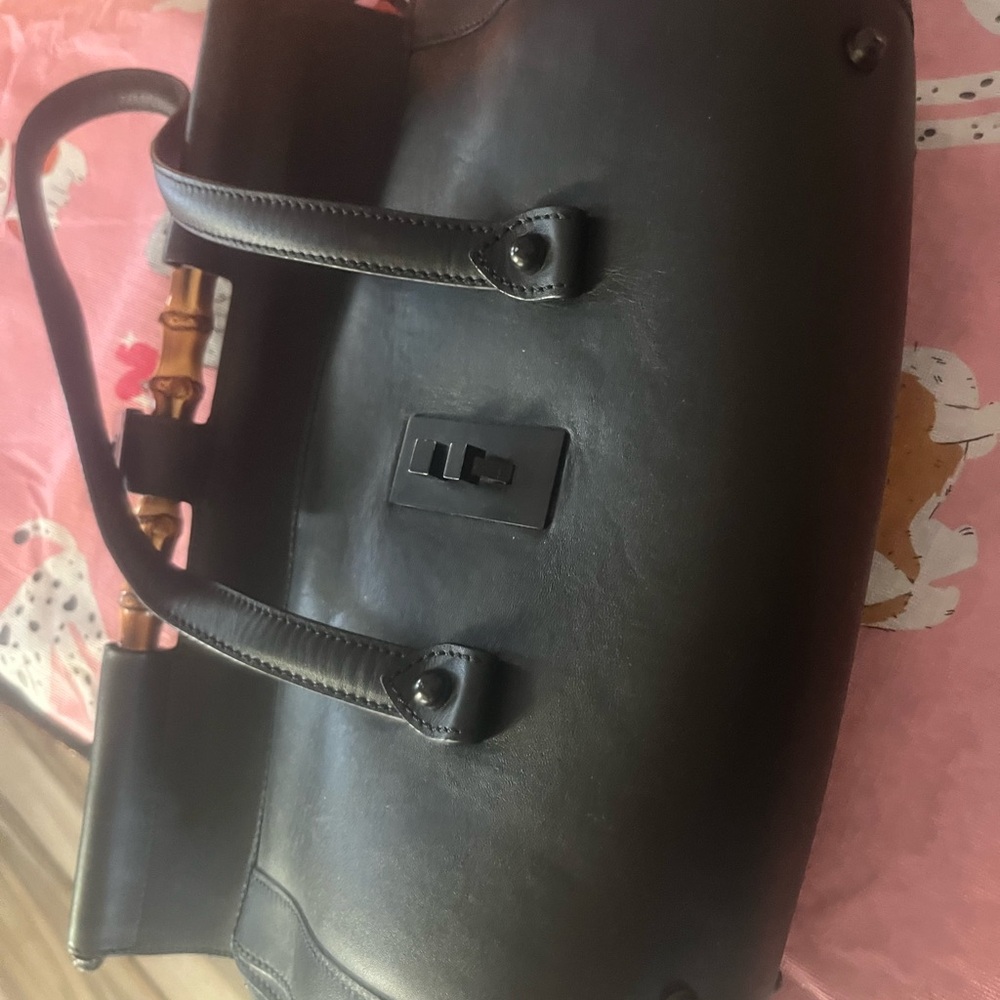 Gucci Black Leather Handbag with Bamboo Accent - Picture 5 of 16